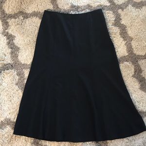 EAST 5th BLACK SKIRT SIZE 14